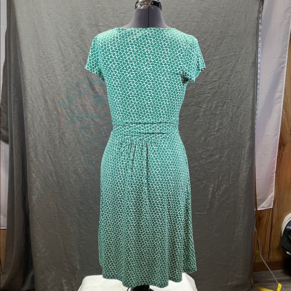 Boden Green A-Line Midi Dress with Short Sleeves - Picture 3 of 8